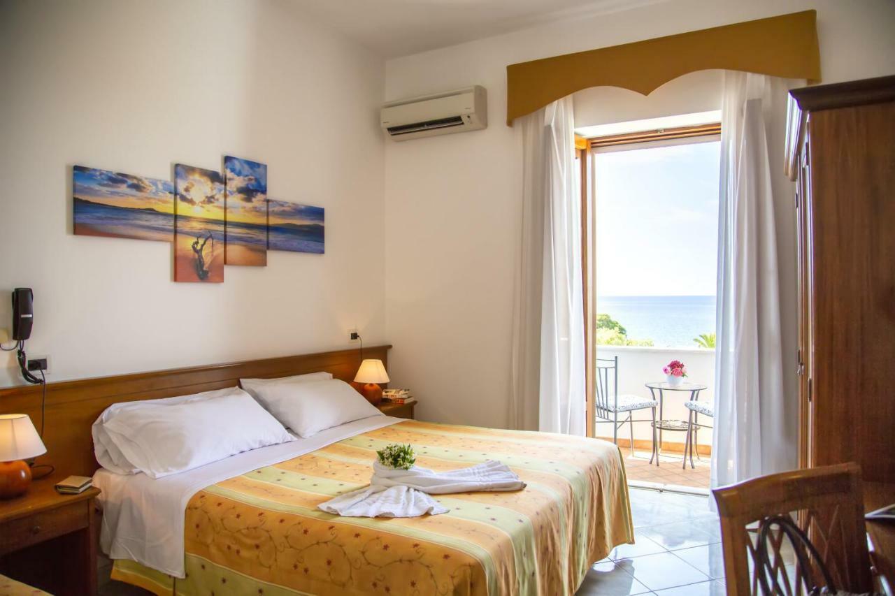 Hotel La Mandorla Barano d'Ischia Bagian luar foto