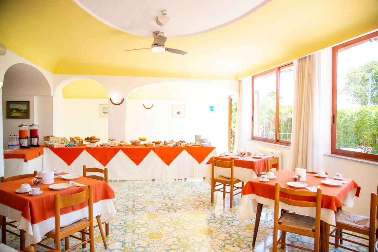 Hotel La Mandorla Barano d'Ischia Bagian luar foto